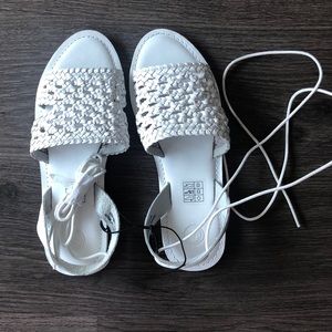 🆕Urban Outfitters ankle wrap sandals